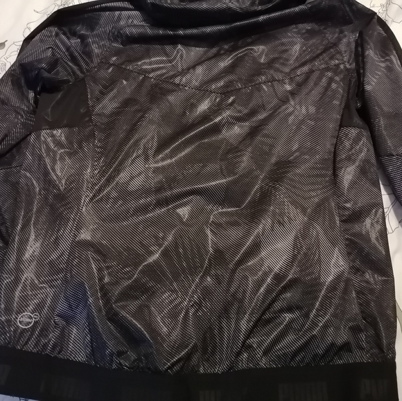 Puma ladies storm cell zippered jacket - Picture 3 of 6